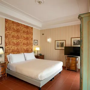 Canada Hotel